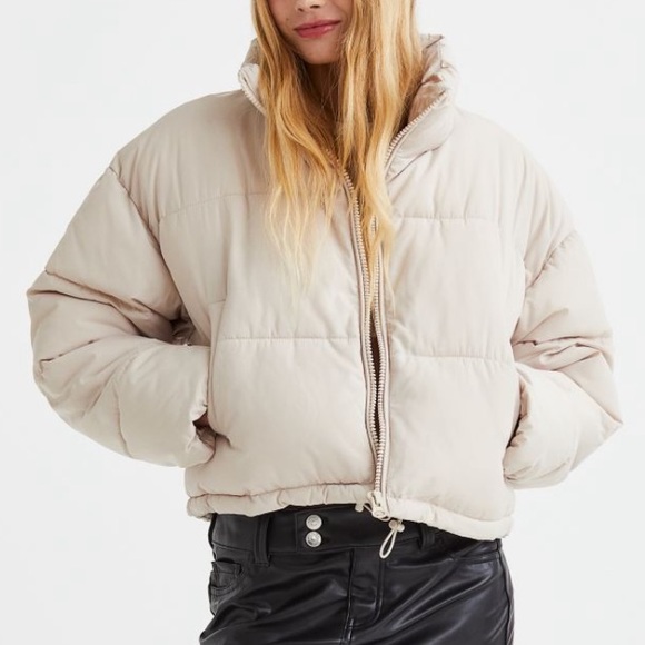 New H&M Beige Cropped Winter Jacket - Picture 2 of 6